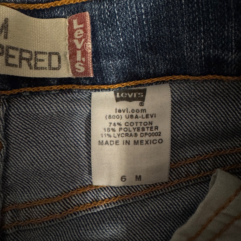 Levi’s 512 Classic Slim Tapered Jeans | Size 6M | Dark Wash - Picture 4 of 7